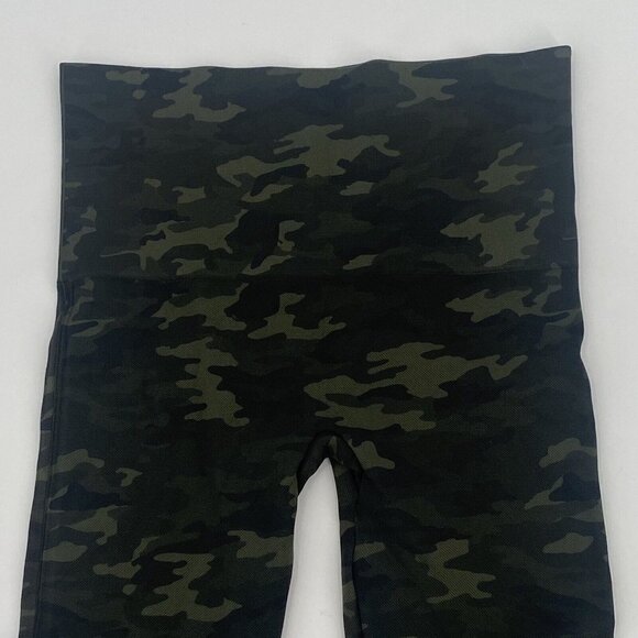 Spanx Size Large Look At Me Now Seamless Leggings Camo High Rise Pull On - Picture 4 of 9